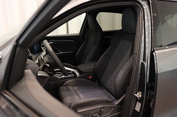 Audi Q5 9 of 26