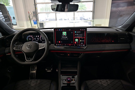 Volkswagen Tiguan 12 of 27