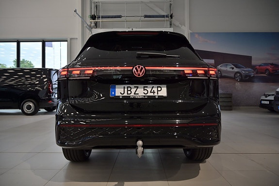 Volkswagen Tiguan 9 of 27