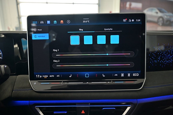Volkswagen Tiguan 19 of 27