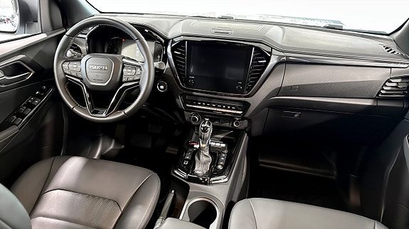 Isuzu D-max 4 of 5