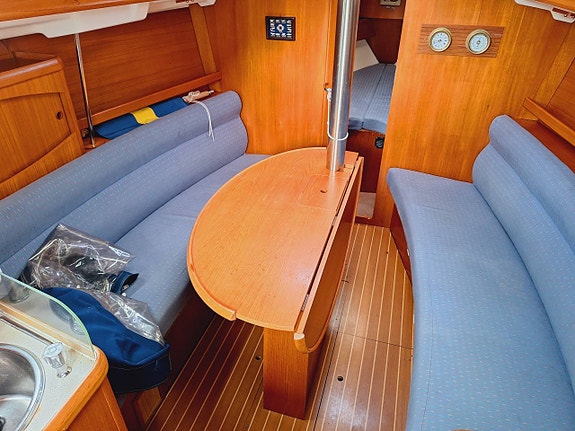Jeanneau Sun Odyssey 32,2 2 of 5