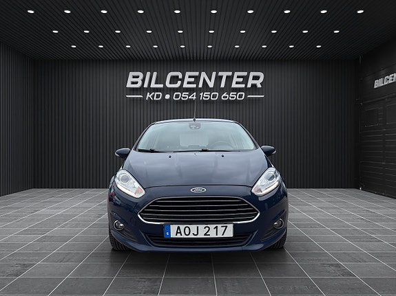 Ford Fiesta 2 of 5