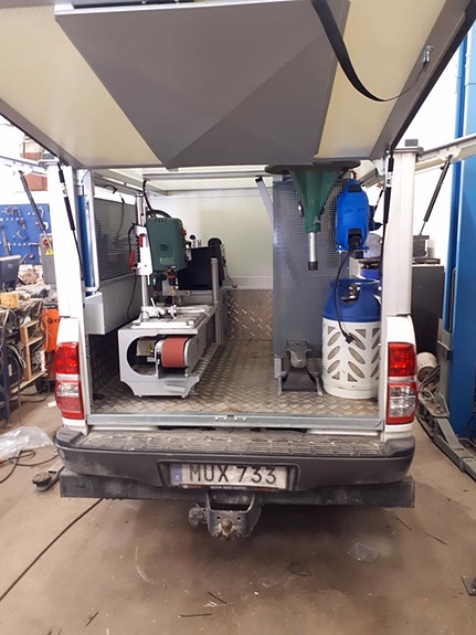 Toyota HiLux 5 of 10
