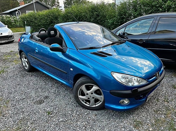 Peugeot 206 CC 3 of 5