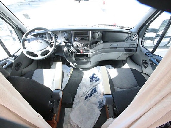 Iveco Arca 720 GLT 16 of 19