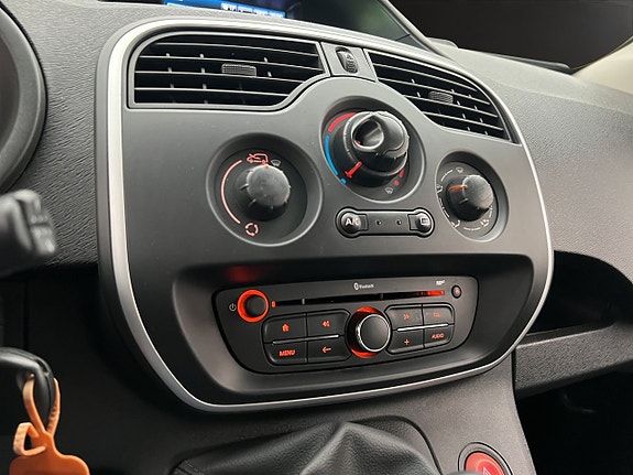 Renault Kangoo Express 21 of 28