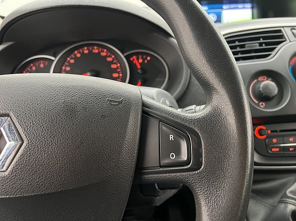 Renault Kangoo Express 18 of 28