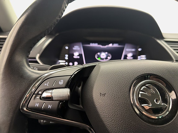 Skoda Superb 28 of 30