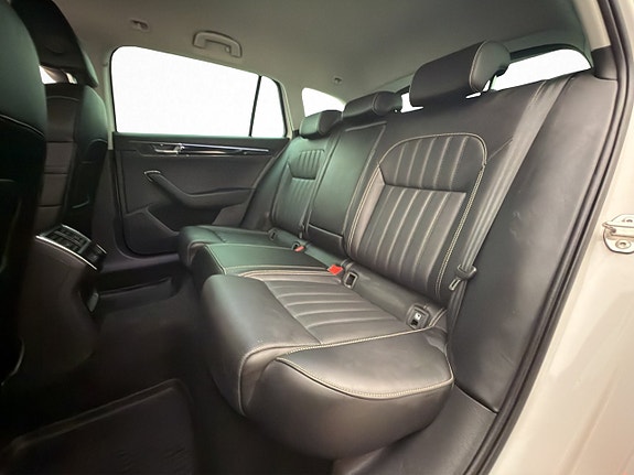 Skoda Superb 19 of 30