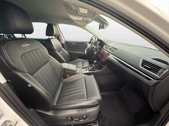 Skoda Superb 15 of 30