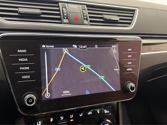 Skoda Superb 22 of 30