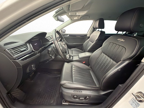 Skoda Superb 14 of 30