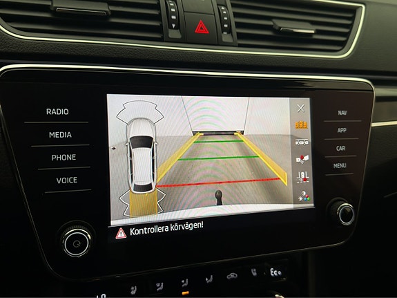 Skoda Superb 24 of 30