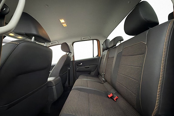 Volkswagen Amarok 14 of 29