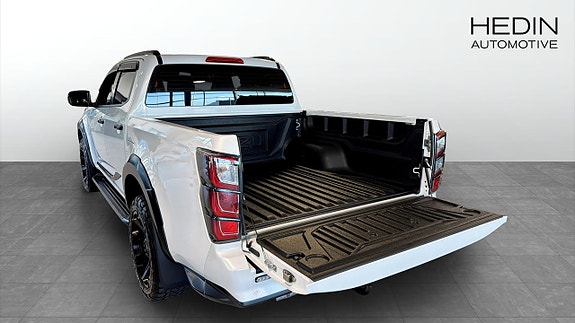 Isuzu D-max 7 of 10