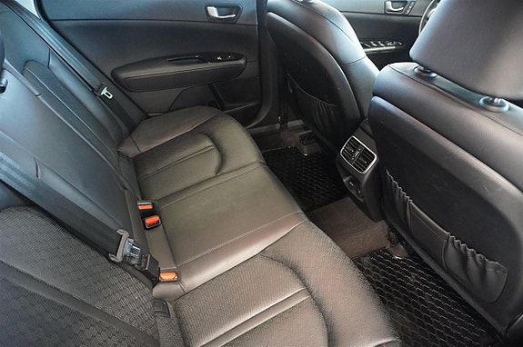 Kia Optima 14 of 21
