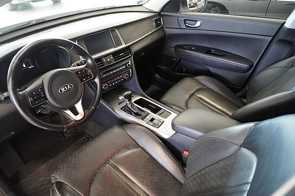 Kia Optima 10 of 21