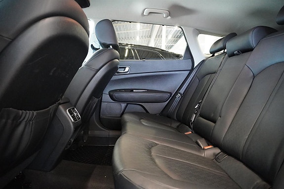 Kia Optima 11 of 21