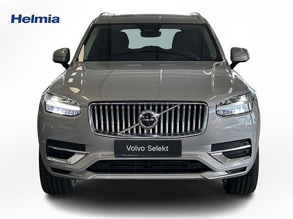 Volvo XC90 9 of 18