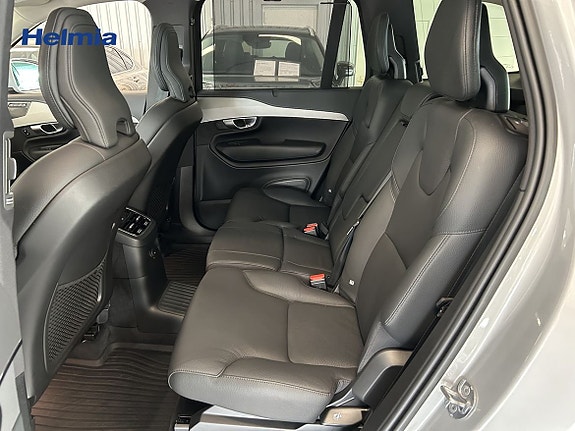 Volvo XC90 7 of 18