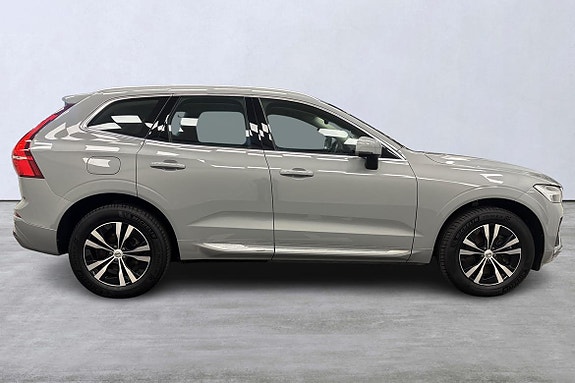 Volvo XC60 3 of 23