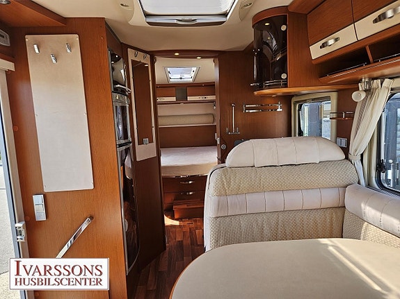 Hymer B 698 CL / Queensbed / Stort Garage / 156hk / 4250kg 7 of 21