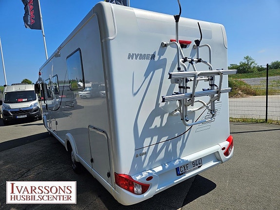 Hymer B 698 CL / Queensbed / Stort Garage / 156hk / 4250kg 3 of 5