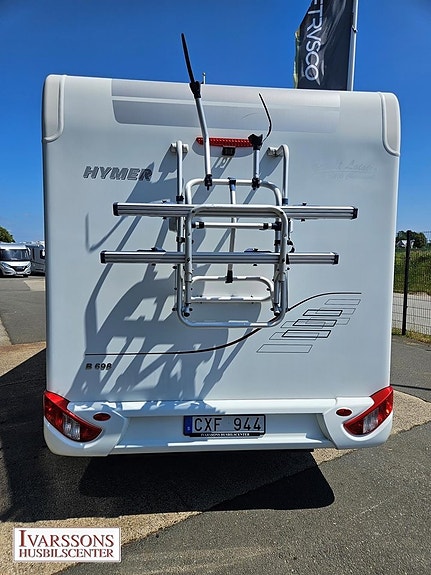 Hymer B 698 CL / Queensbed / Stort Garage / 156hk / 4250kg 4 of 5