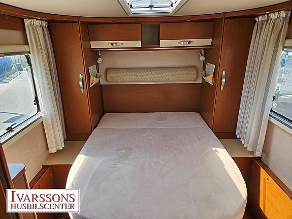 Hymer B 698 CL / Queensbed / Stort Garage / 156hk / 4250kg 15 of 21