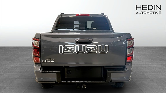 Isuzu D-max 7 of 9