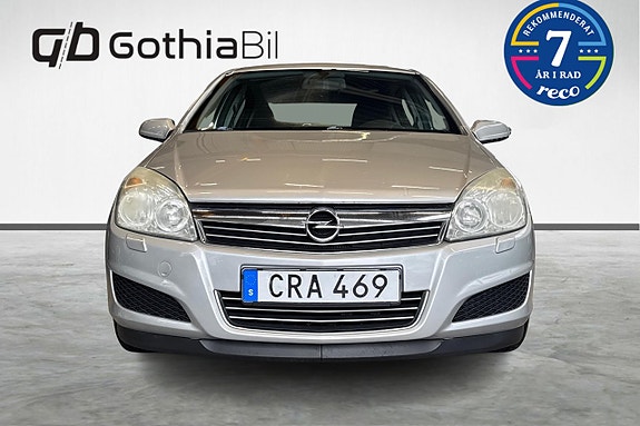 Opel Astra 2 of 5
