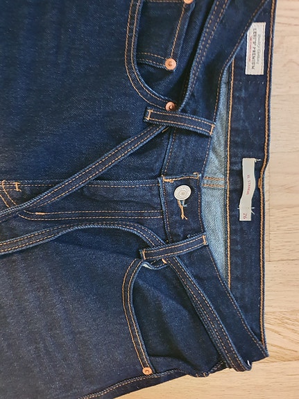 Product image 13 of 18