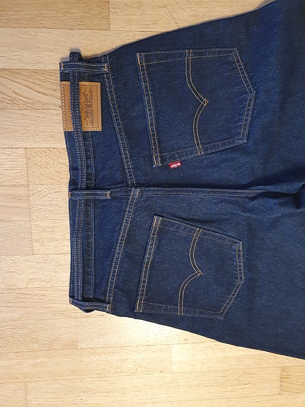 Product image 12 of 18