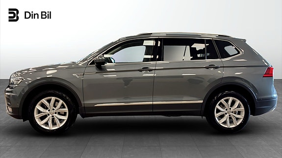 Volkswagen Tiguan Allspace 2 of 5