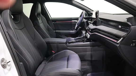 Skoda Superb 7 of 20