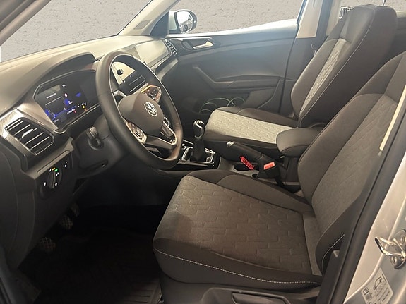 Volkswagen T-Cross 4 of 5
