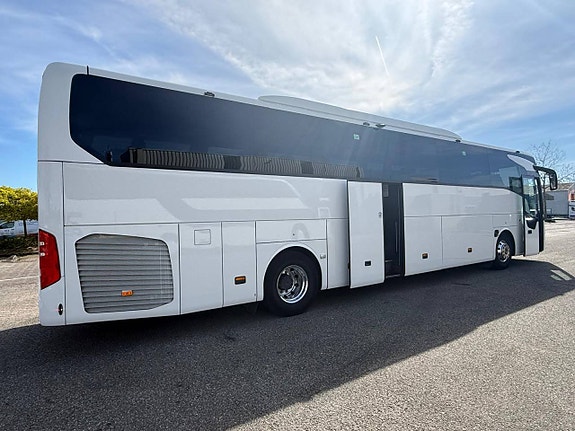 Mercedes-Benz Tourismo 3 of 12