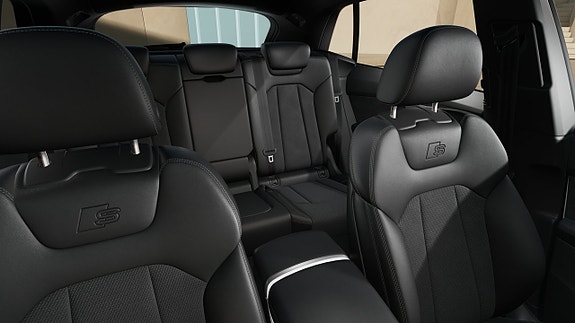 Audi Q8 10 of 11