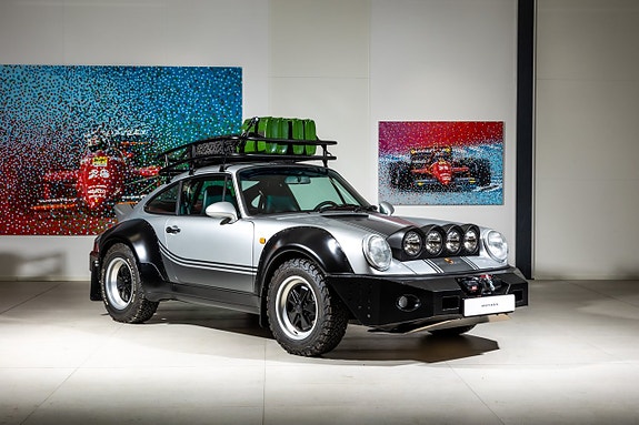 Porsche 911 3 of 5