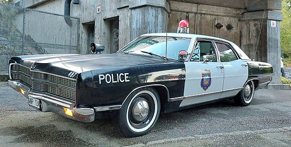 Ford LTD