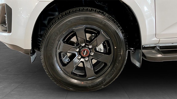 Isuzu D-max 9 of 12