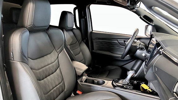 Isuzu D-max 3 of 5