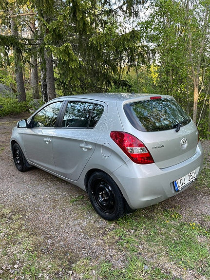 Hyundai i20 3 of 5