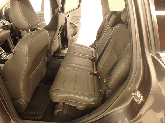 Ford Kuga 5 of 5
