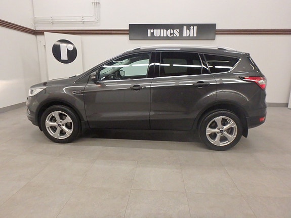 Ford Kuga 2 of 5