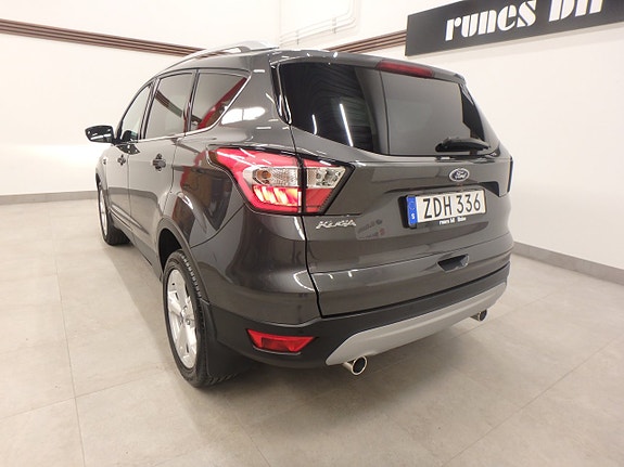 Ford Kuga 3 of 5