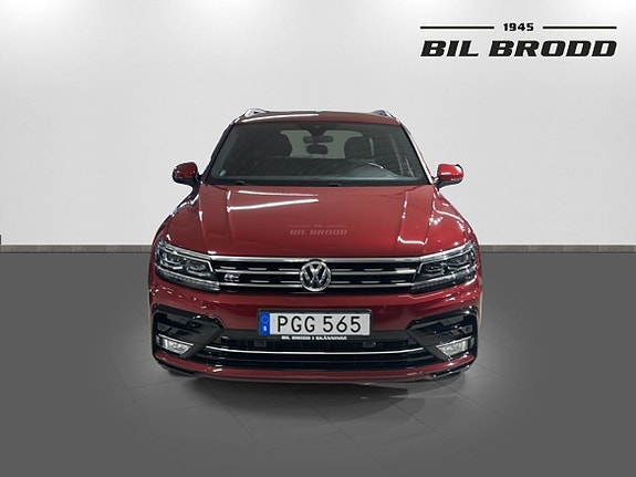 Volkswagen Tiguan 2 of 14