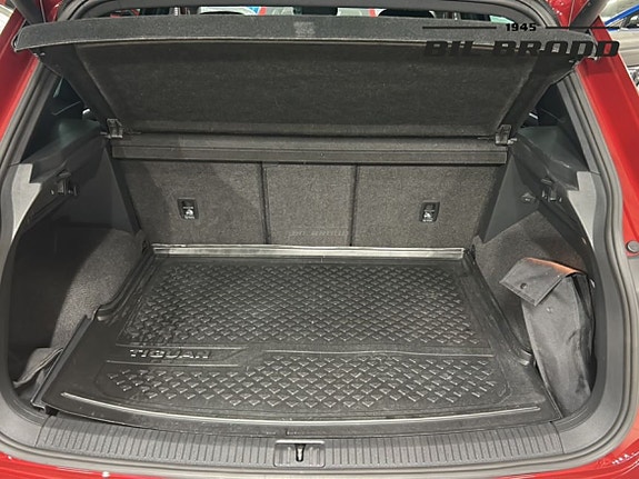 Volkswagen Tiguan 14 of 14