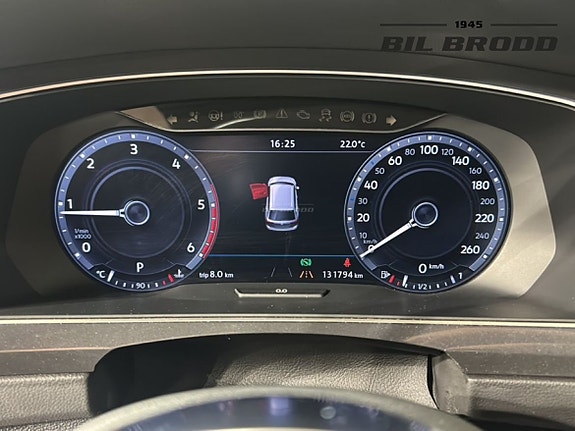 Volkswagen Tiguan 10 of 14